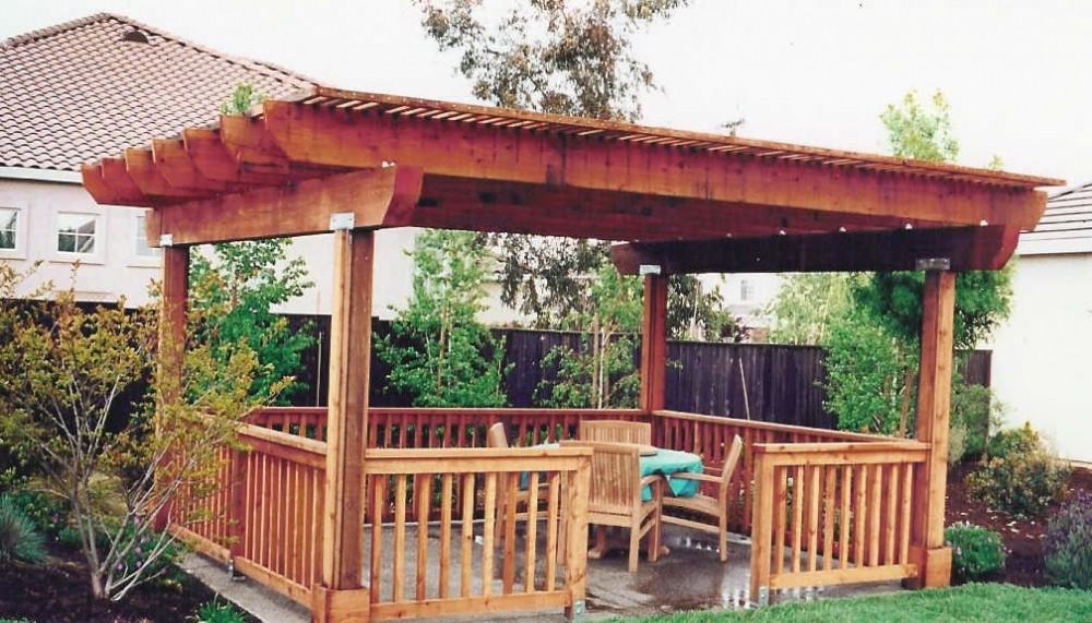 Create Your Dream Outdoor Space with Custom Pergolas