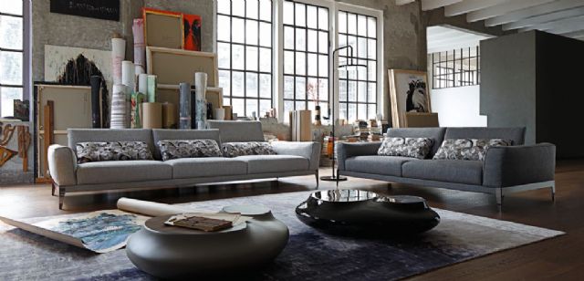 Craft The Perfect Living Room Ambience With Custom Sofas