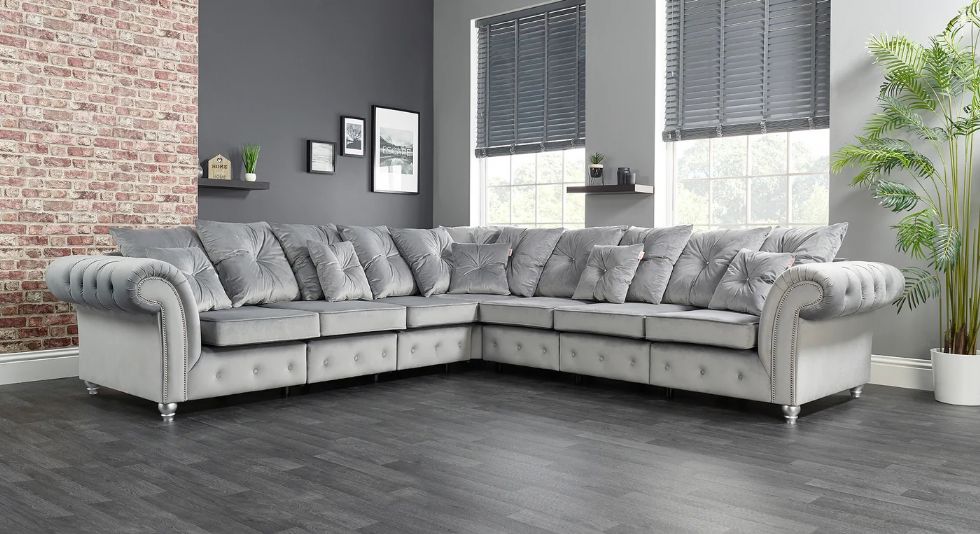 Kodu: 12790 - Design Your Dream Living Room With Custom Sofas