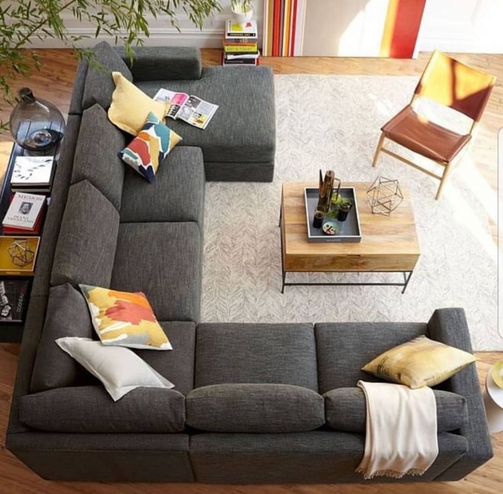 Kodu: 12721 - Elevate Your Living Room Style With Custom Design Sofa Furniture