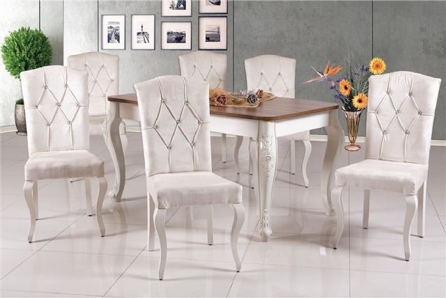 Indulge İn Luxury Dining With Custom-crafted Furniture